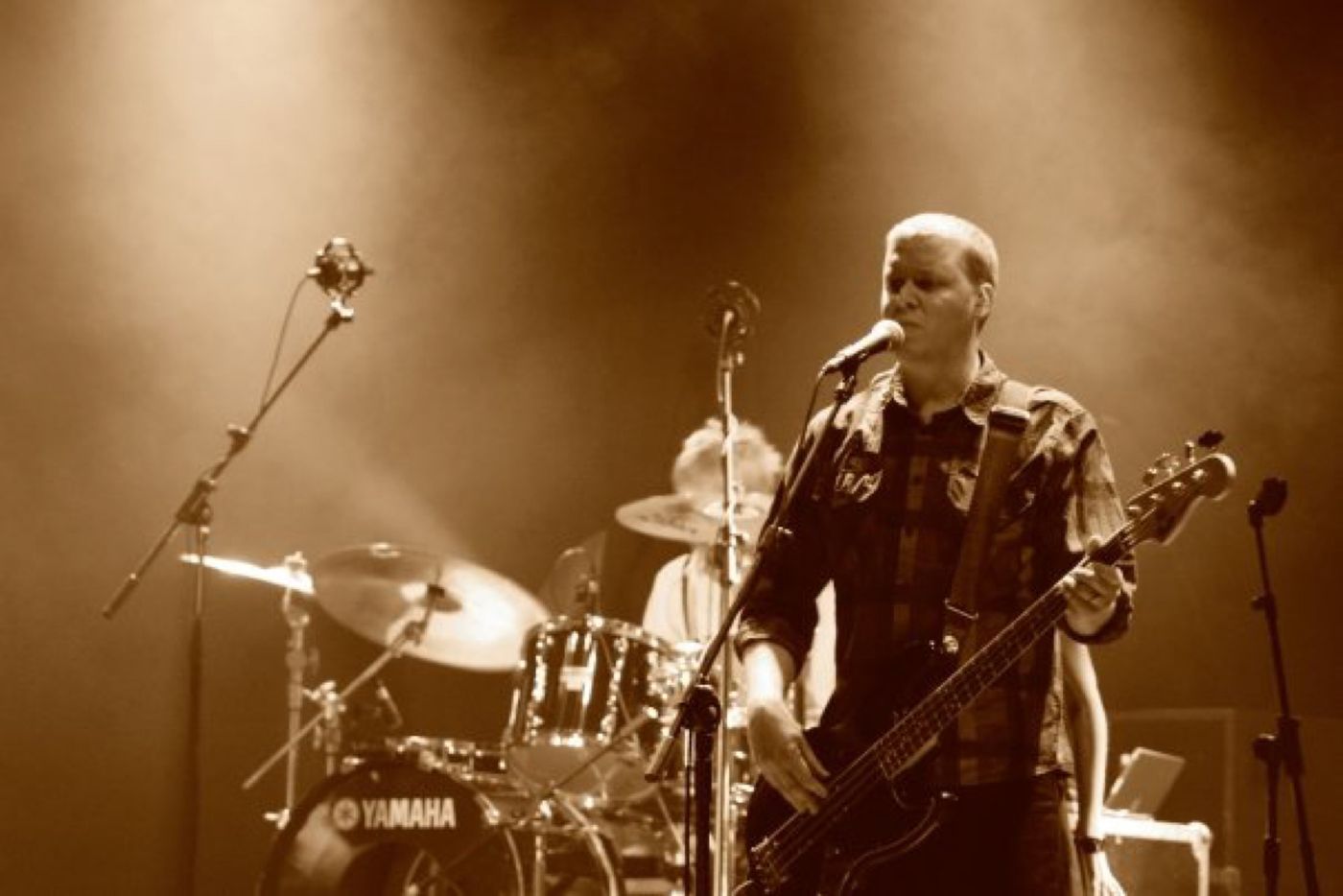 Mark Prentice on bass — photo 45
